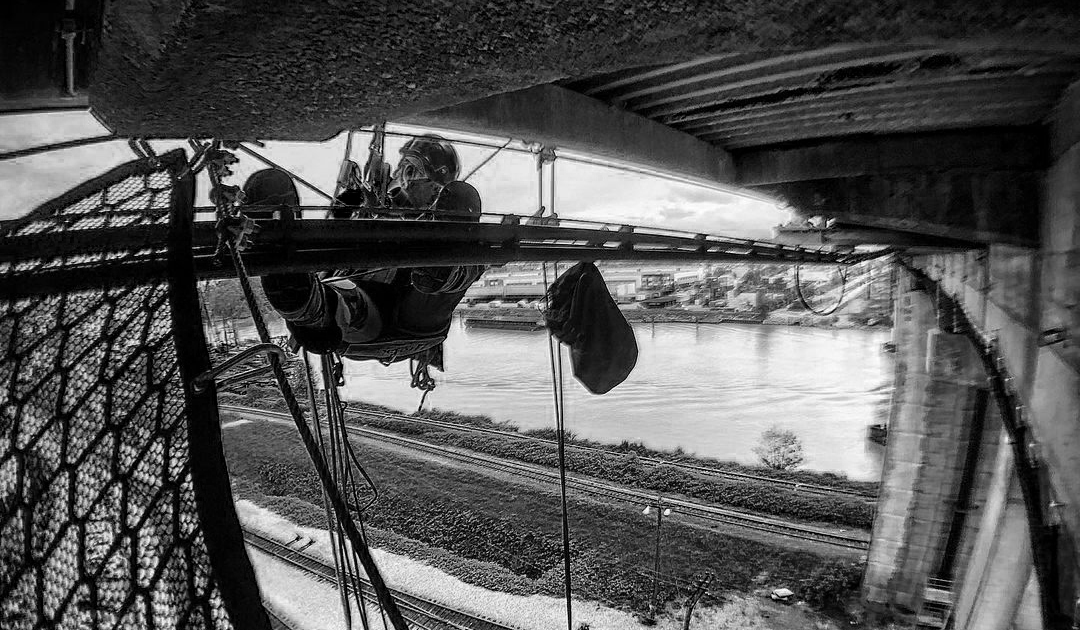 QB_Netting Installation_BW-1